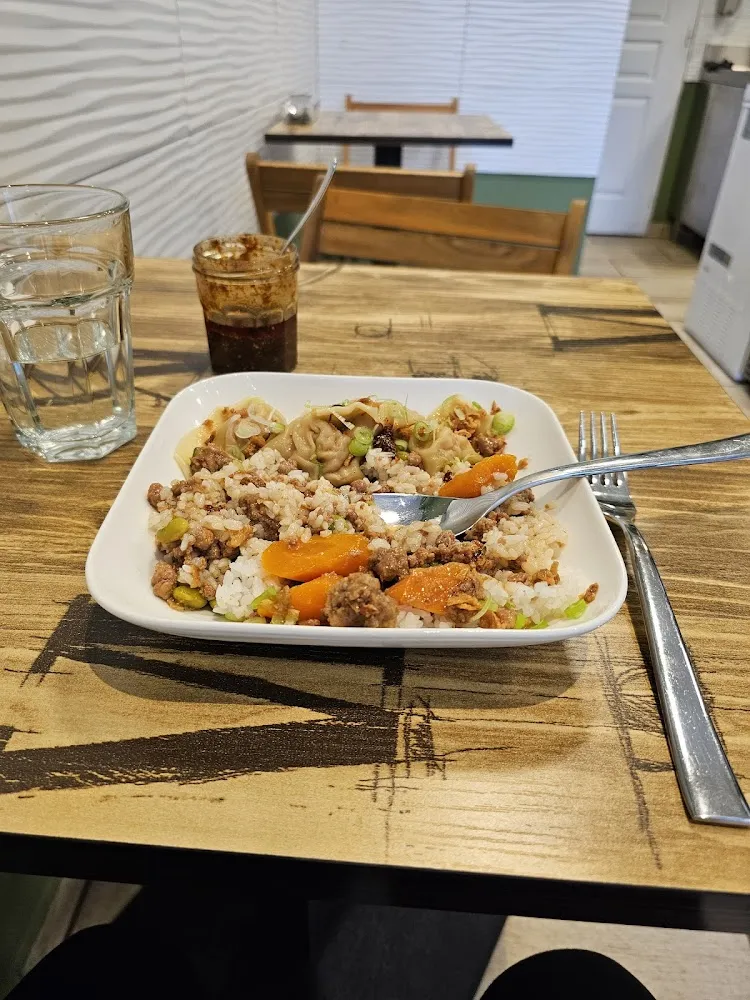 Wonton Et Porc Braisé Taïwanais